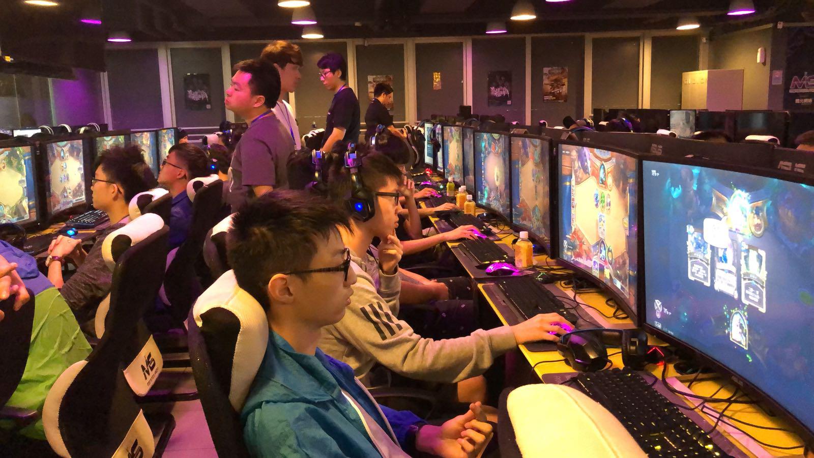 国羽复兴的 国羽复兴的